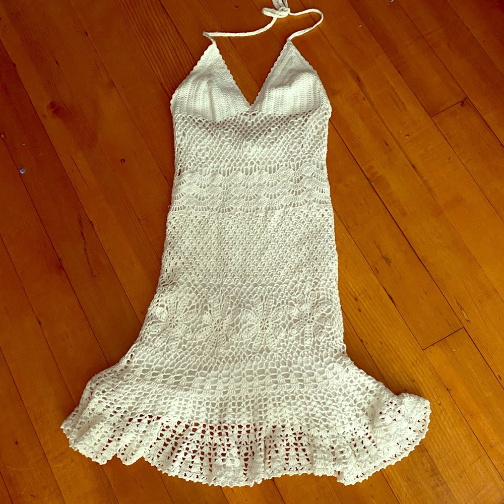 Women’s White Dress